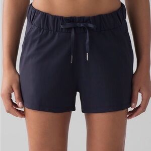 Lululemon On The Fly Short, 
Midnight Navy - 10